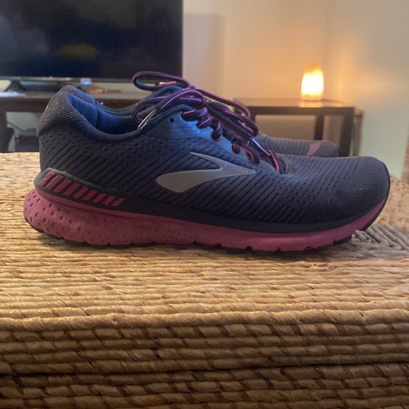 Brooks Shoes - Brooks Adrenaline 20 GTS